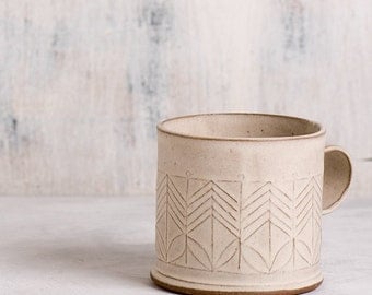 Ceramic mug, White coffee cup, Modern tea Cup, White Ceramic Cup,Minimalist coffee cup,Hand built ceramic cup,Chocolate cup, Modern ceramics