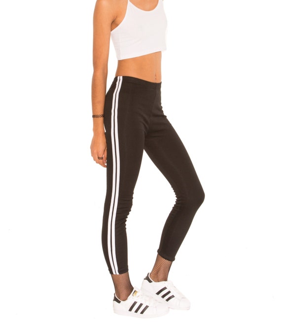 leggings with 2 stripes