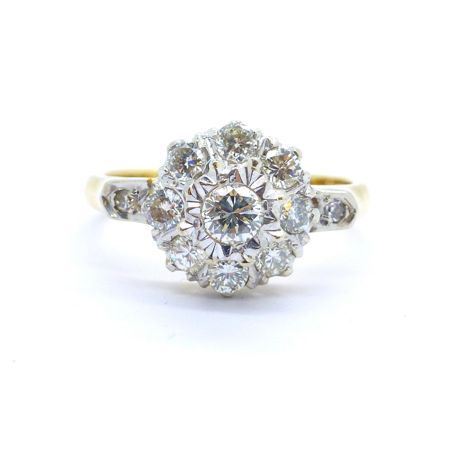 Vintage Diamond cluster Engagement ring 18ct-18K gold Mid