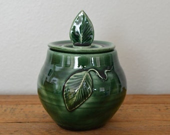 Decorative sugar bowl, condiment jar, covered jar, green jar, jelly jar, trinket jar, pottery jar, green pottery