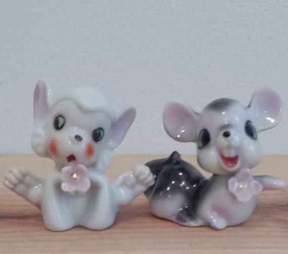 small mouse figurines