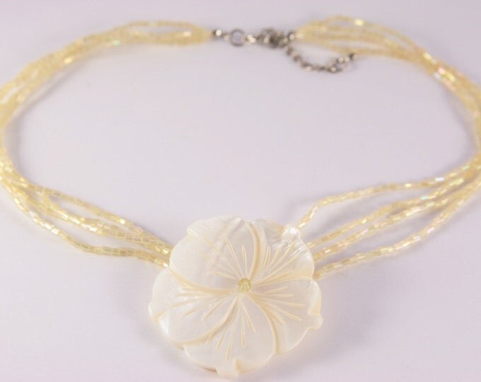 White Flower Choker Necklace Hibiscus Carved Mother of Pearl Rose Pendant Multi Strand Beads Light Yellow Choker Beaded Necklace