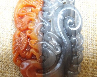 Perfect Chinese dragon phoenix pendant natural jade pendant Lucky Charms HuangLongYu