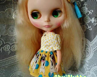 A-hui Blythe dress 0039 Pug set