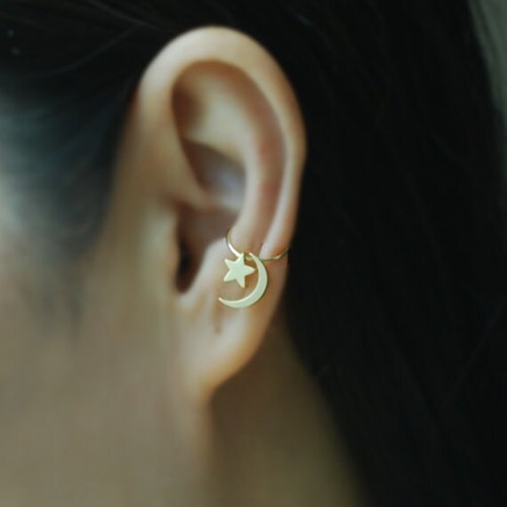 Fake Conch Piercing Ear Cuff with Crescent and Star