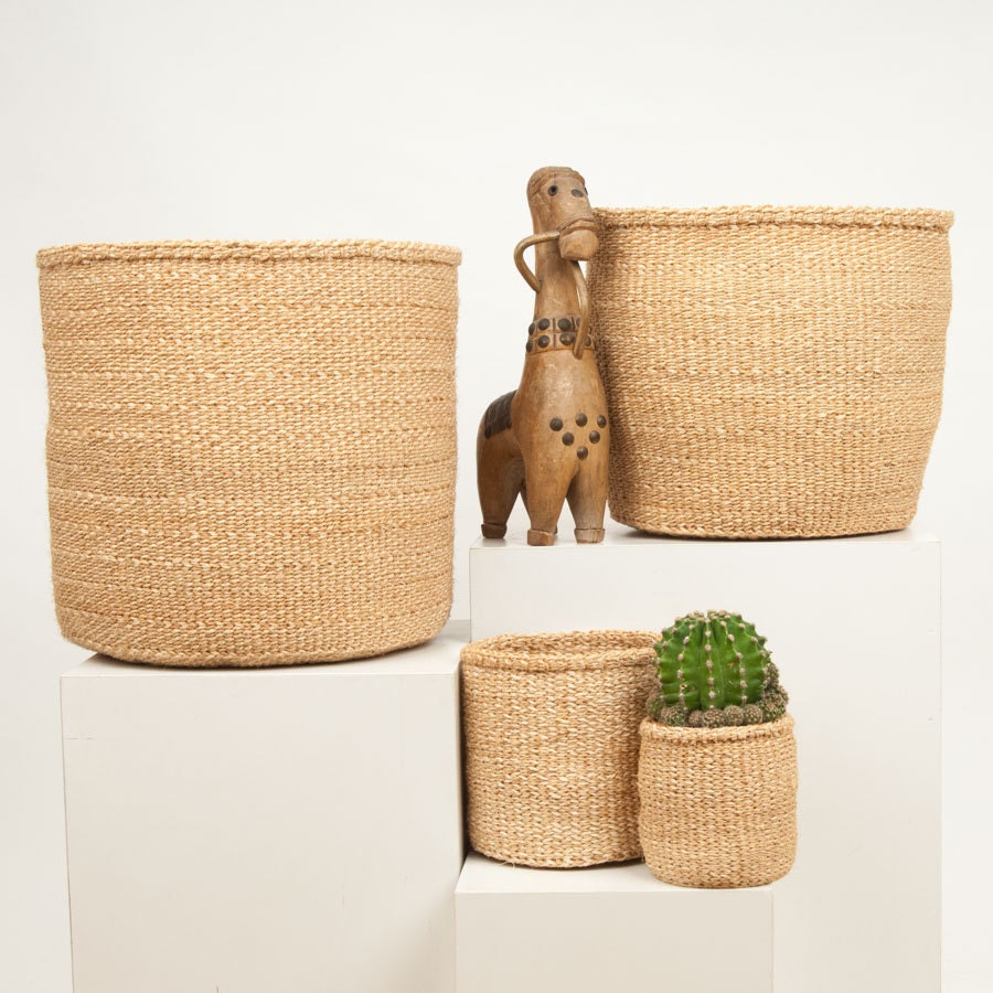 UTULIVU Natural Woven Storage Basket