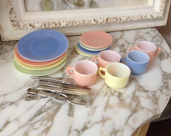 SALE*CHRISTMAS_Toys-Dishes-Childs Hazle Atlas Toy Tea Set