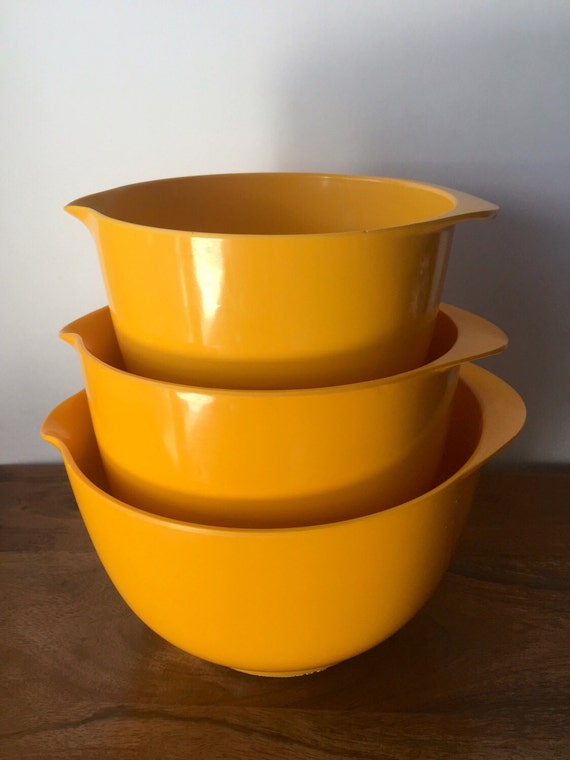 Rosti Denmark Yellow Mixing Nesting Bowls 1.5L 2L & by FoxyRevival