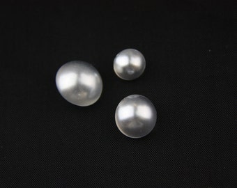 Gretchen Detachable Drape Pearl Buttons