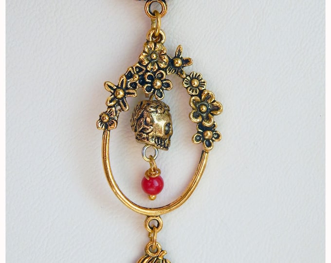 Golden skull pendant, halloween jewelry, holiday necklace, pumpkin pendant, frightening jewelry, Halloween gift idea, Dead Head jewelry