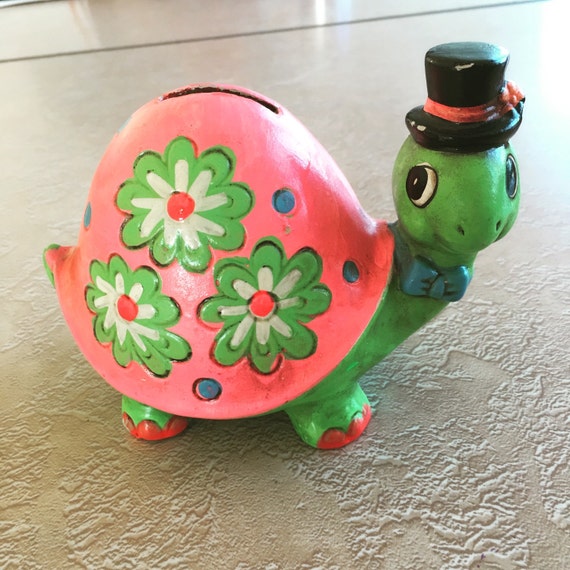 Items similar to Kitschy vintage cute mod 60s turtle bank top hat ...