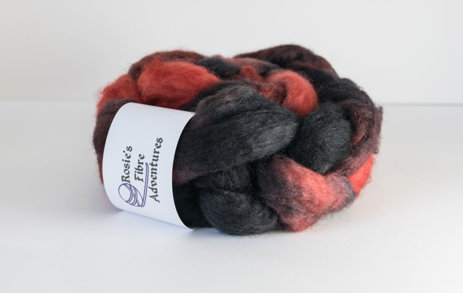 Blue Faced Leicester wool roving. Uk indie dyer. BFL fibre