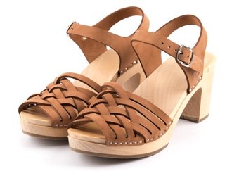 SALE 20% off| Clog | Kulikstyle | Swedish Clogs | Shoes | Sandals | clog sandals | womens clogs | wood | wooden clogs | camel | Nude | BEIGE