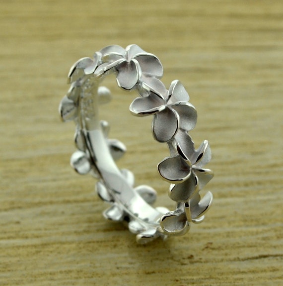 Hawaiian 8mm Sterling Silver Plumeria Ring by BrilliantJewelDesign