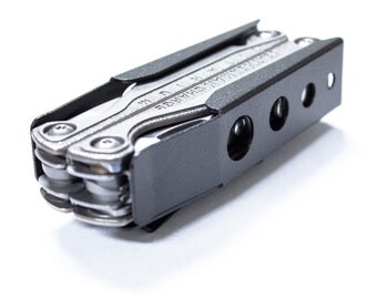 Leatherman CHARGE sheath / tool holder / belt clip