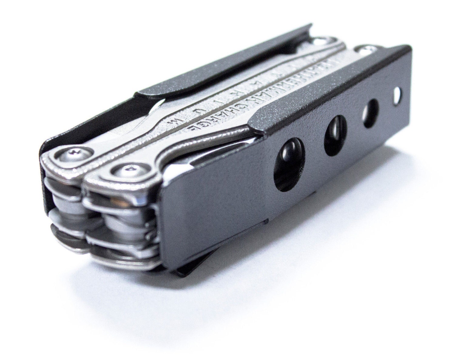 Leatherman CHARGE sheath / tool holder / belt clip