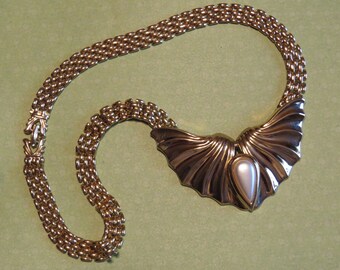 Vintage Mod 1980s Choker Necklace Gold Tone Faux Pearl