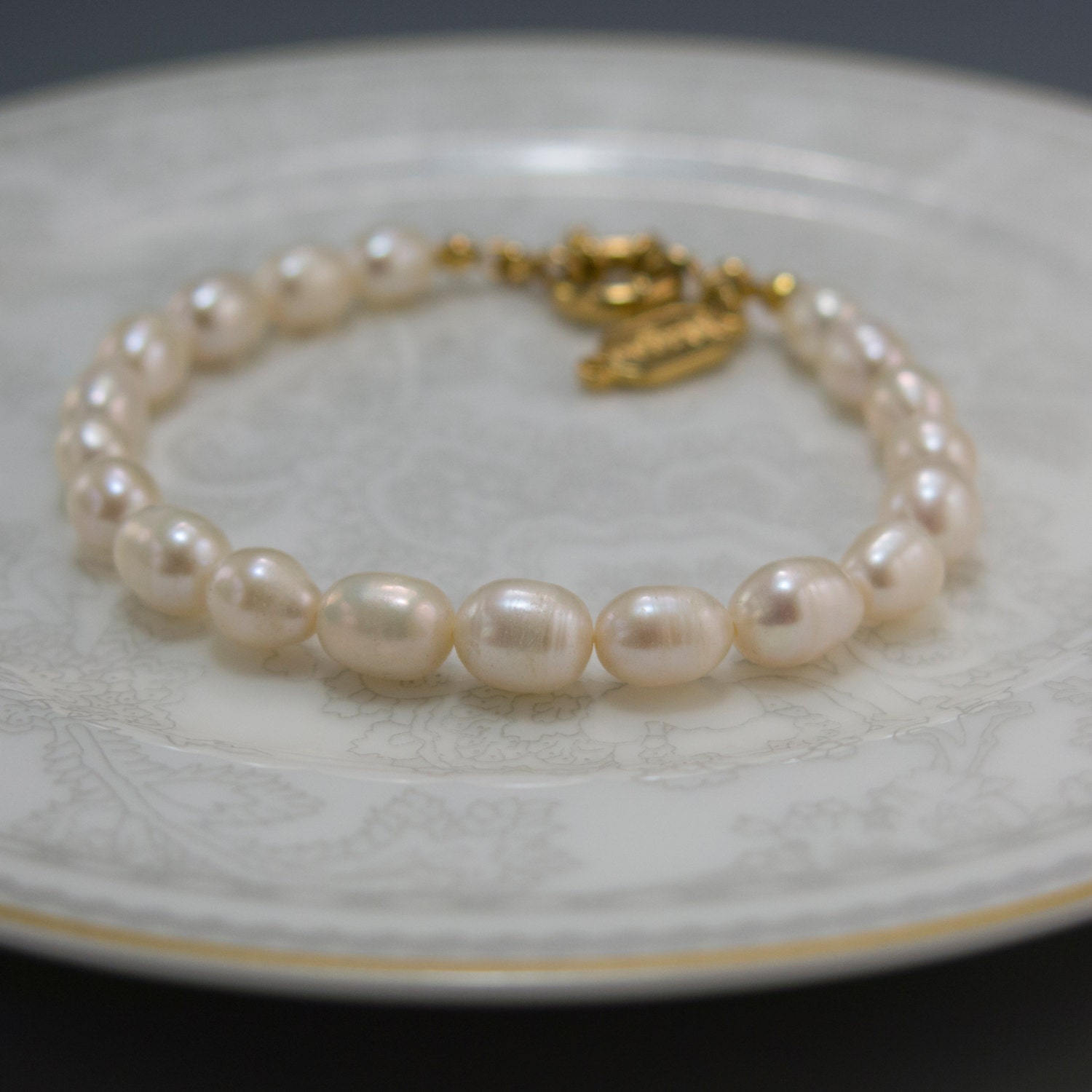 Pearl Bracelet Clear water pearl bracelet Bridal Jewelry