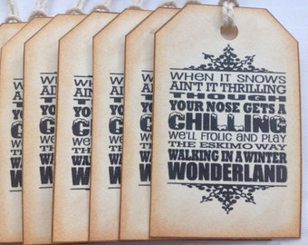 Vintage Style Christmas Gift Tags Labels Hangtags Pack of 8