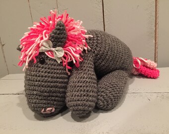 Crochet horse