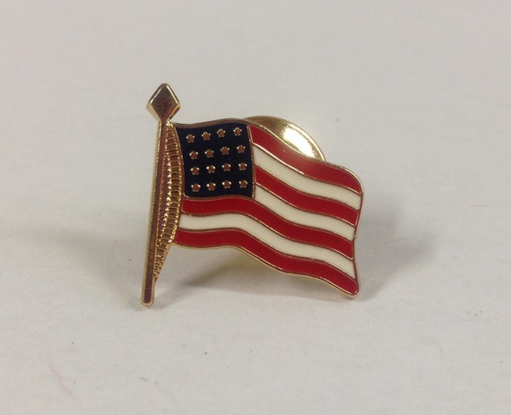 American Flag Gold Lapel Pin
