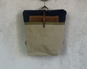 Waxed Canvas Backpack in Off-white and Royal Blue