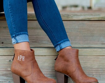 Ashlyn Boots, FREE PERSONALIZATION, Personalized Boots, Embroidered Boots, Monogrammed Boots