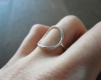 Circle Ring // Sterling Silver Ring, Open Circle Ring, Large Circle Ring, Minimalist Ring, Geometric Ring, Silver Circle Ring, Made To Order