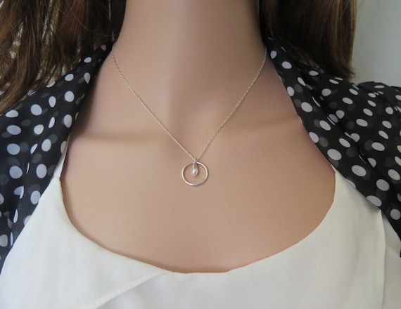 Silver Freshwater Pearl necklace Circle Pearl Pendant