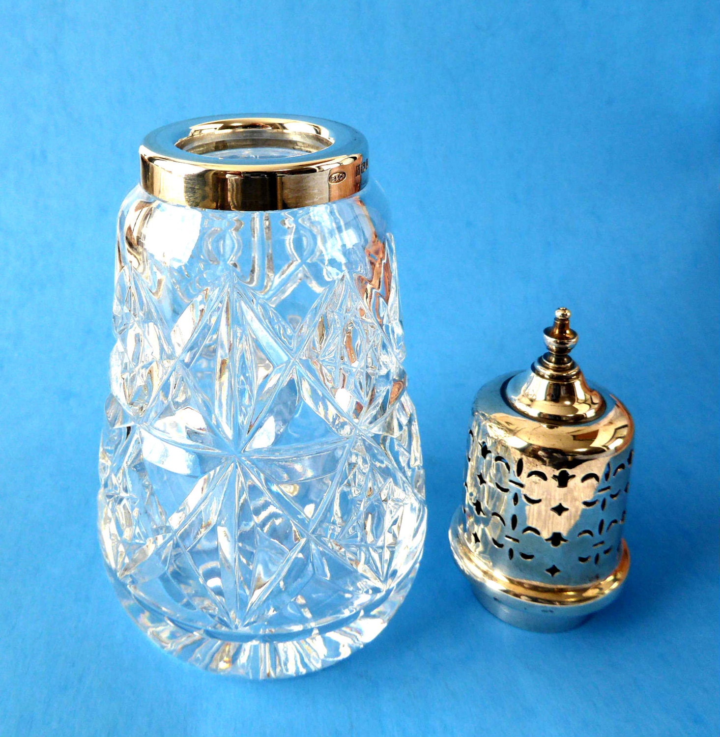 Muffineer Sterling Silver Top Sugar Shaker Lead Crystal 1962