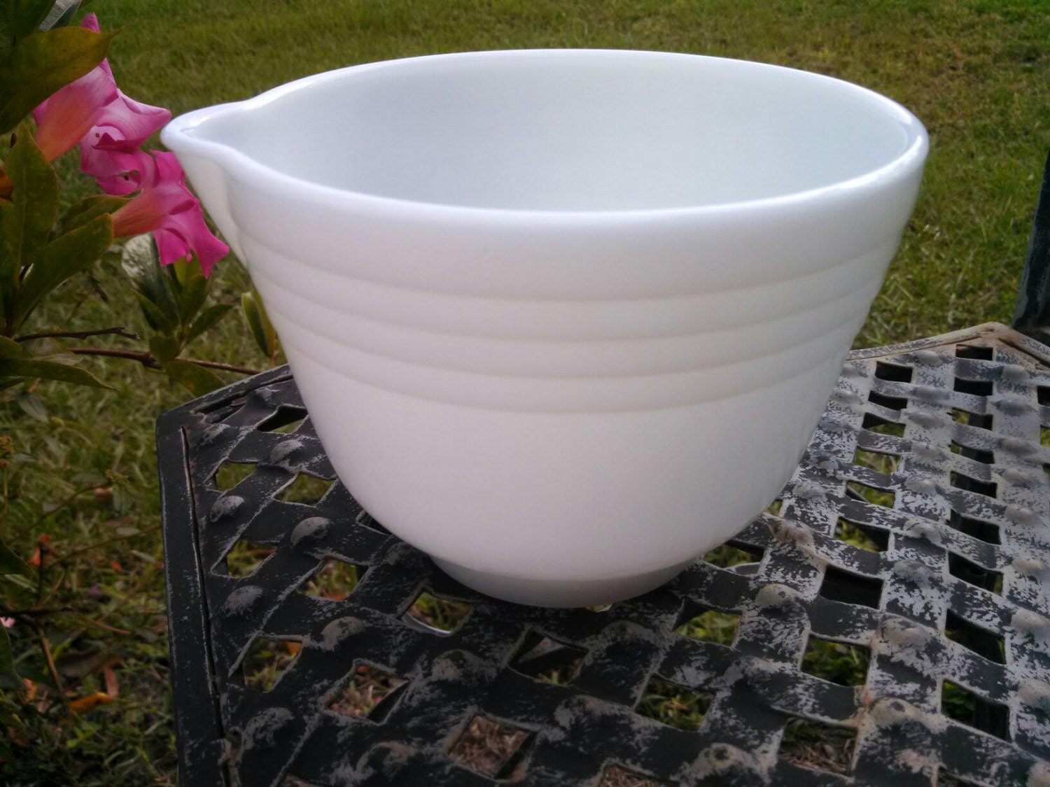 Vintage footed Ribbed Milk Glass Mixing Bowl with Pour Spout