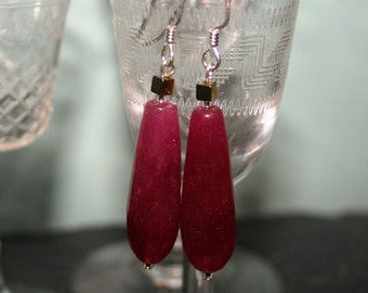 Items similar to Red Jade Gold tone wire work dangle earrings on Etsy