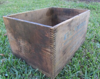Antique Ammo Box, wood Crate, wood box, vintage crate, wooden crate, vintage wood box, Atlas explosive crate,atlas powder company,1955