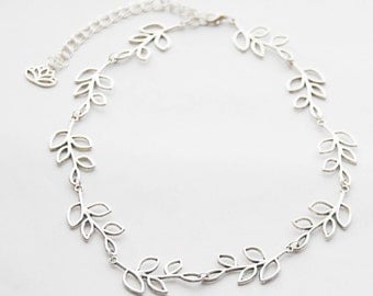 Silver Necklaces Silver Leaves Necklace Laurel Necklace Silver Leaf Necklace Silver Leaf Branch Necklace Everyday Necklace Woodland Jewelry