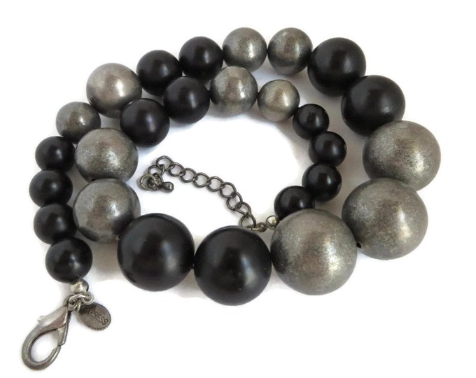 Vintage Express Black Gray Graduated Bead Necklace