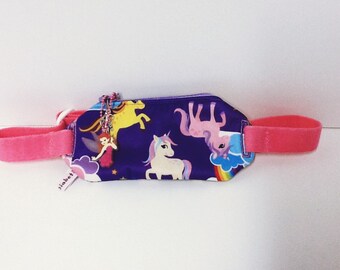 Insulin pump pouch / Rainbow Unicorns print