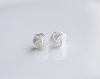 Tiny Knot Earrings - 6mm knot earrings - Sterling Silver earrings - Love knot earrings