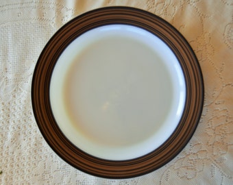 Pyrex Terra Gold 357 Retro Chop Platter or Serving Plate - Black and Gold Vintage Kitchen