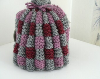 Cute little retro-style teacosy, for 1 to 2 cup teapot