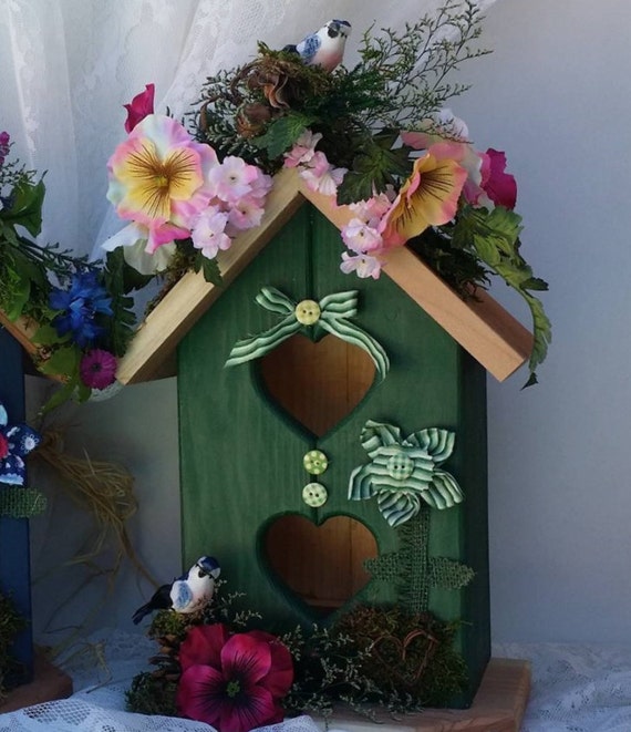 Green Home Decor, Decorative Birdhouse, Beautiful Green Birdhouse, Wooden Birdhouse, Housewarming Gift, Gift for Her, Handcrafted Gifts