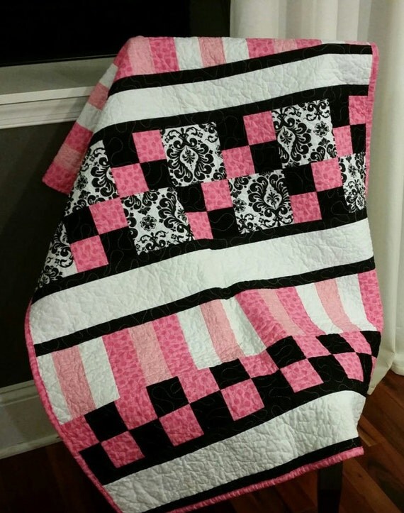 Items similar to Handmade modern quilt Hot pink, black, white