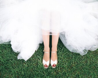 Wedding shoe / wedding sandal / flat bridal sandals / bridal flat shoe / flat gold sandal / peep toe flat / flat wedding shoes