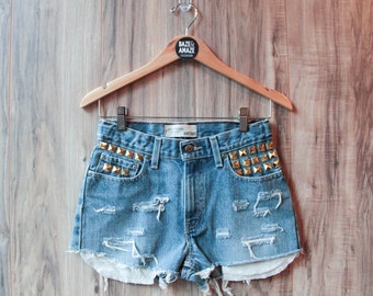 High waist vintage studded denim shorts Size 5/6 | Ripped distressed shorts | Gold studded shorts | Hipster shorts | Festival shorts |