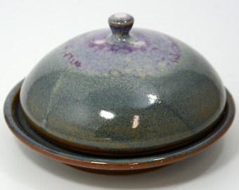 Round Pottery Ceramic Butter Dish, Handmade Pottery Butter Dish with Cover, ceramic butter dish green purple color, handmade Elena Madureri.