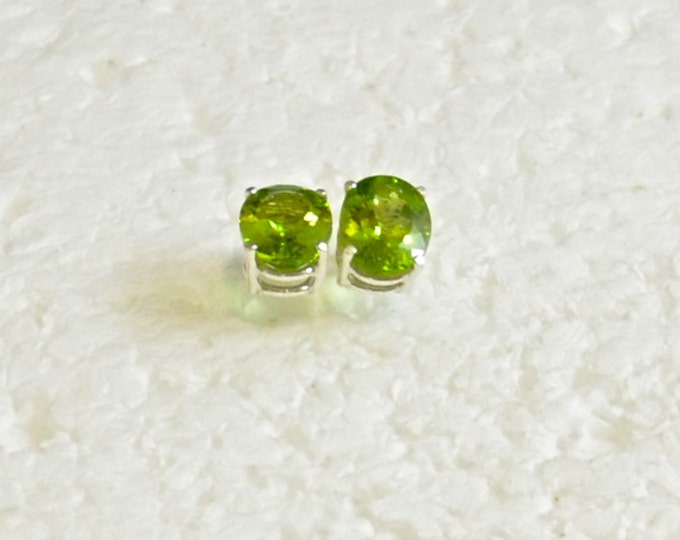 Large Peridot Studs, 10x8mm Oval, Natural, Set in Sterling Silver E922