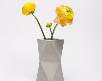 frauklarer Original Geometric Concrete Vase , Geometrical Concrete Minimalist Vase