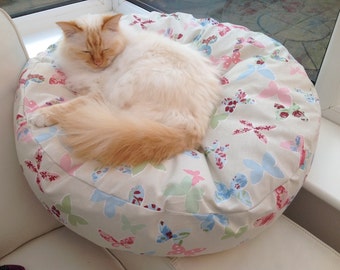 Cat bed dog bed Pet bed, Hand made custom made