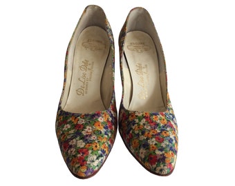 Vintage Pumps - Womens Size 8 - 1950s Shoes De Liso Debs Floral Pumps - Vibrant Floral High Heels