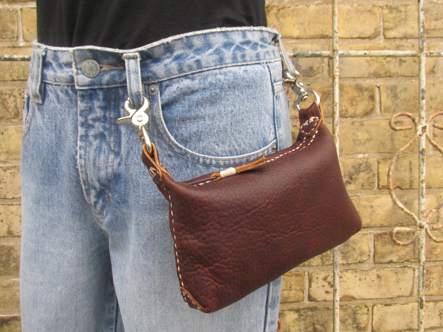 to&fro hip bag