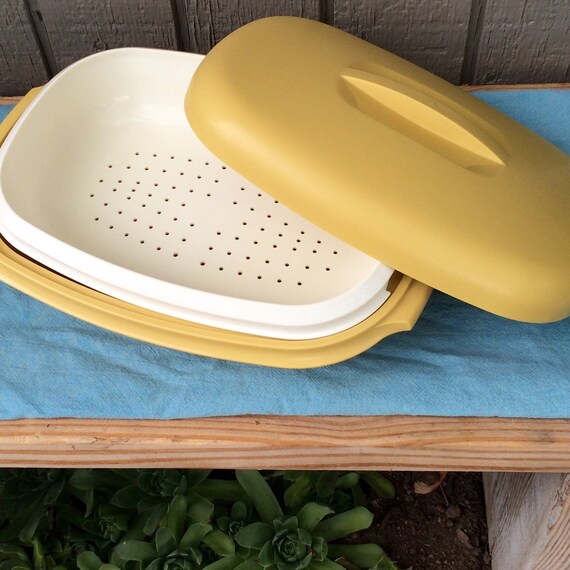 Vintage Tupperware Steamer meals in minutes in golden harvest